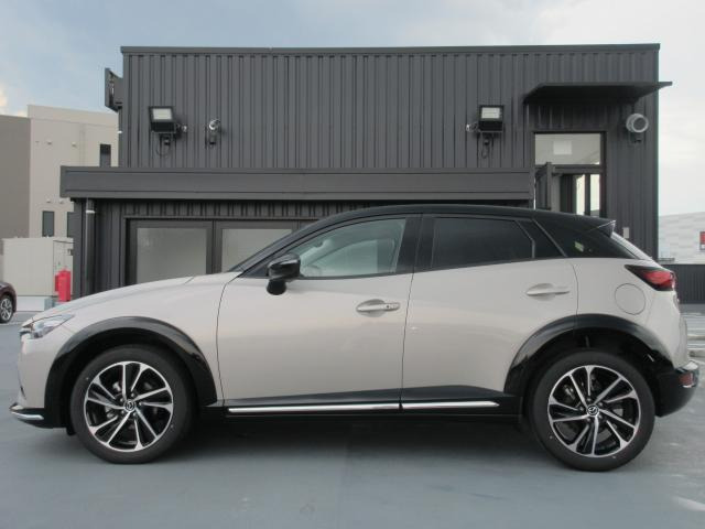CX-31.8 XD ビビッド モノトーン