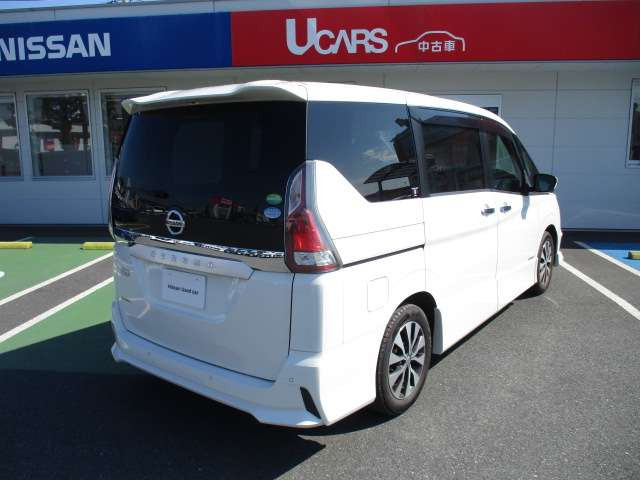 セレナ2.0 ハイウェイスター VセレクションII