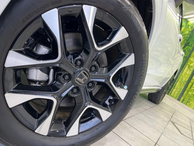 �y����18�C���`�A���~�z�C�[���z�O�ςɃ}�b�`���������A���~�z�C�[���𑕒����Ă���܂��B�e��ЊO�A���~�z�C�[����A�X�^�b�h���X�^�C�����戵�����Ă���܂��B���񂲑��k����������