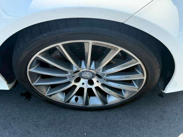 �C�ɂȂ邨�Ԃ�����܂�����E�̓d�b�ԍ����璼�ڂ��X�ɂ��₢���킹���������B�x�����@����ԗ����A��Ԃ܂łȂ�ł������������Ē����܂��B�X�^�b�t�ꓯ���A�����҂����Ă���܂��B