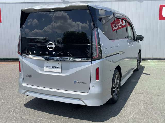 セレナ1.4 e-POWER ハイウェイスターV