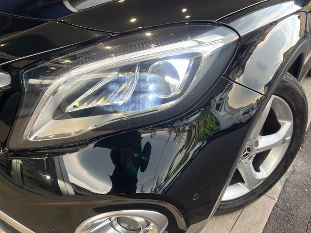 ��LED�w�b�h���C�g:��ԑ��s�����ǍD�Ȏ��E���m�ۂ����S���ĉ^�]�ł��鍂�P�xLED�w�b�h���C�g�𑕔�!�_�����x�������A����d�͂��}�����Ă��܂��B