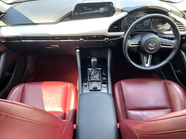 MAZDA3セダン2.0 20S 100周年特別記念車
