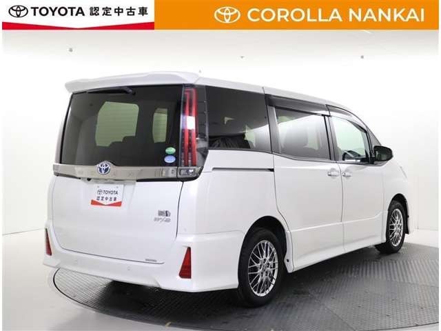 ノア1.8 ハイブリッド Si W×B II