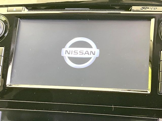 エクストレイル2.0 20X エマージェンシーブレーキパッケージ