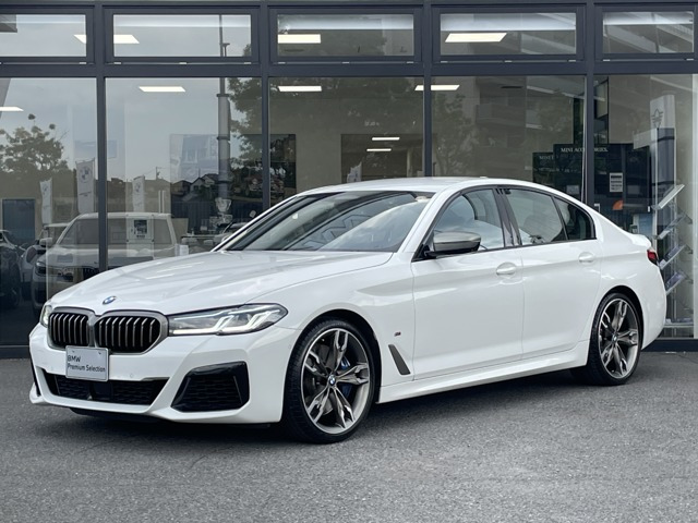 5シリーズセダンM550i xドライブ 4WD