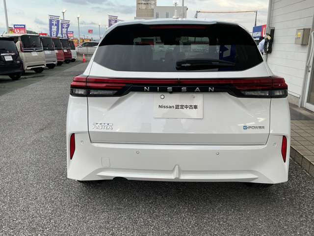 ノートオーラ1.2 G レザーエディション