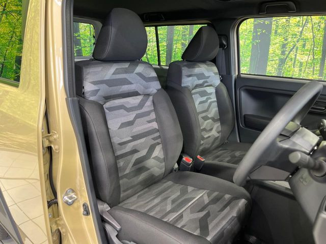 もちろん車内はキレイです♪よりクリーンな状態をキープしたいお客様には『ナノゾーンコート』がおすすめ!新型コロナウイルス対策や、除菌・消臭に効果を発揮し多くの方にご好評いただいております。
