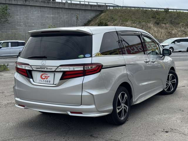 オデッセイ2.4 アブソルート 4WD