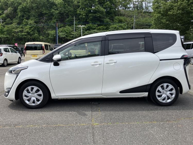 シエンタ1.5 G クエロ