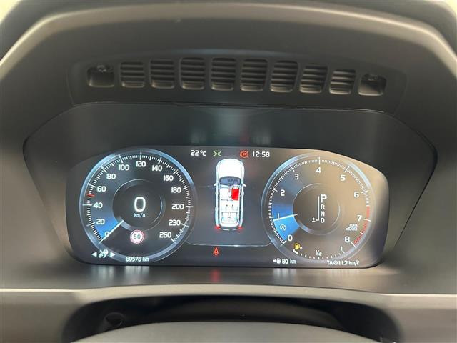 XC90T5 AWD モメンタム 4WD