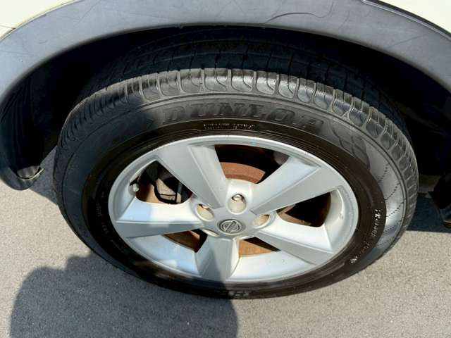 気になるお車がありましたら右の電話番号から直接お店にお問い合わせください。支払方法から車両情報、状態までなんでもご説明させて頂きます。スタッフ一同ご連絡お待ちしております。