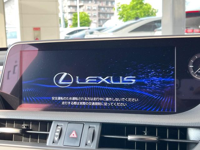 ES300h Fスポーツ