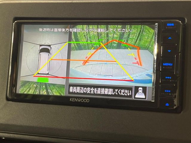 �y�}���`�A���E���h���j�^�[�z��p�̃J�����ɂ��A�ォ�猩���낵���悤�Ȏ��_��360�x�N���}�̎��͂��m�F���邱�Ƃ��ł��܂������p�������m�F���₷���A�����ꏊ�ł̐؂�Ԃ��⒓�Ԃ��X���[�Y�ɍs���܂��B