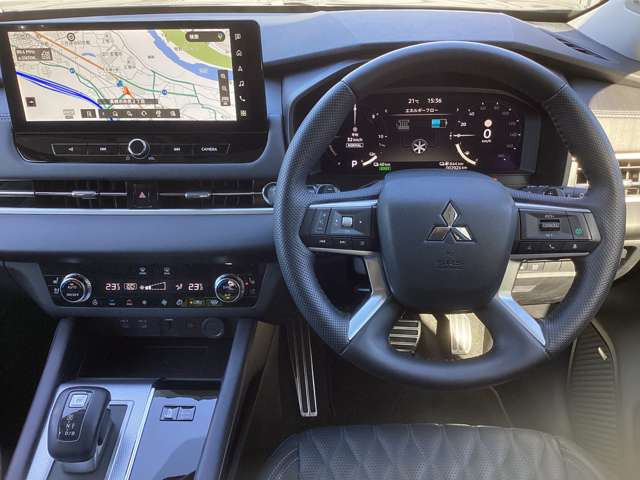 アウトランダーPHEV 2.4 P 4WD