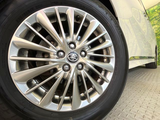 �y�����A���~�z�C�[���z�O�ςɃ}�b�`���������A���~�z�C�[���𑕒����Ă���܂��B�e��ЊO�A���~�z�C�[����A�X�^�b�h���X�^�C�����戵�����Ă���܂��B���񂲑��k����������