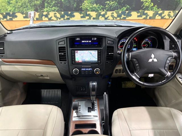 パジェロ3.8 ロング スーパーエクシード 4WD