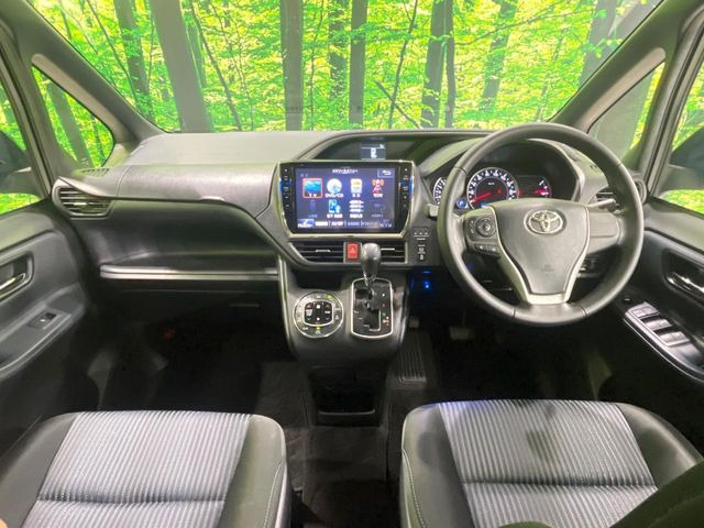 ヴォクシー2.0 ZS 煌