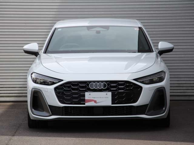 A5TFSI クワトロ 150kW Sラインパッケージ 4WD