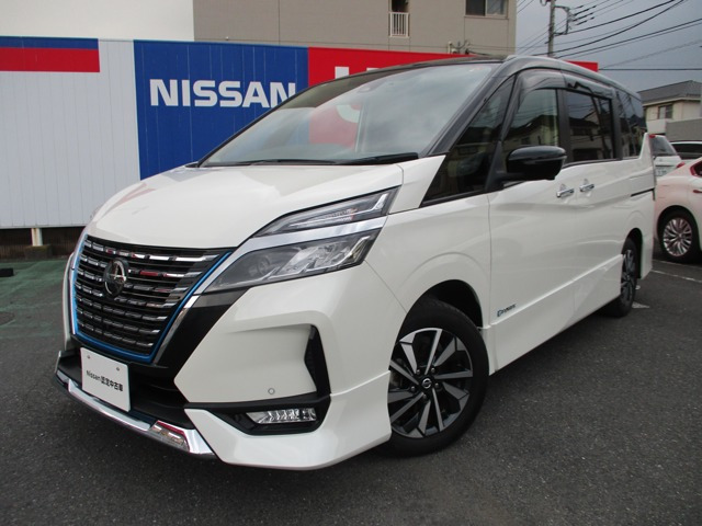 セレナ1.2 e-POWER ハイウェイスターV
