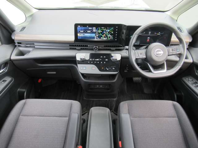 セレナ1.4 e-POWER ハイウェイスターV