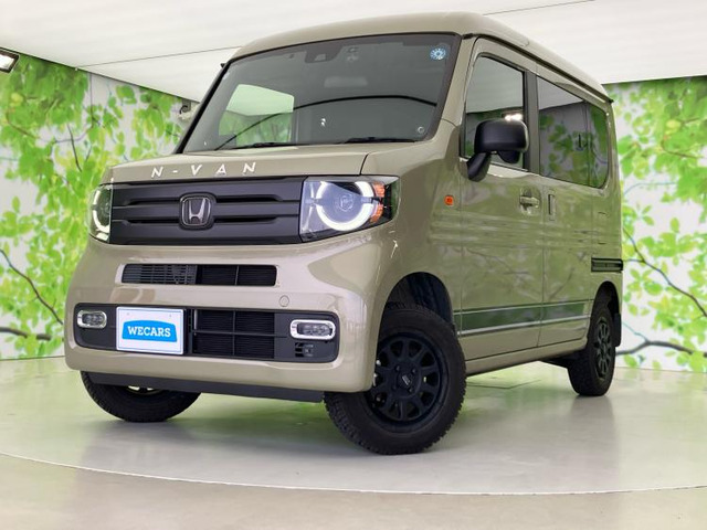 N-VAN+スタイル ファン ターボ  4WD