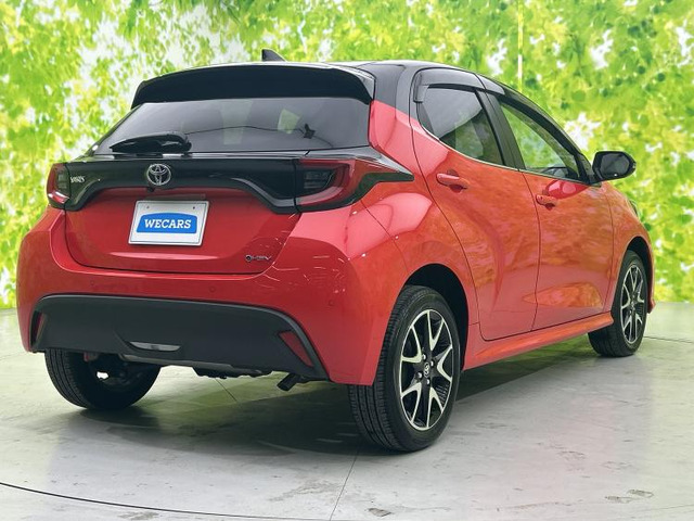 ヤリス1.5 ハイブリッド Z E-Four 4WD