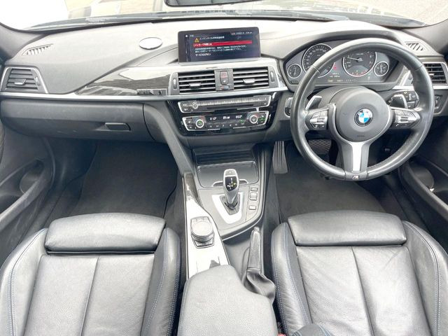 3シリーズツーリング320i xドライブ Mスポーツ 4WD