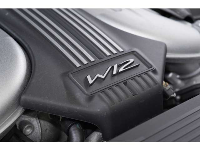 6.0L W�^12�C��DOHC�c�C���^�[�{�A635ps/91.8kgm