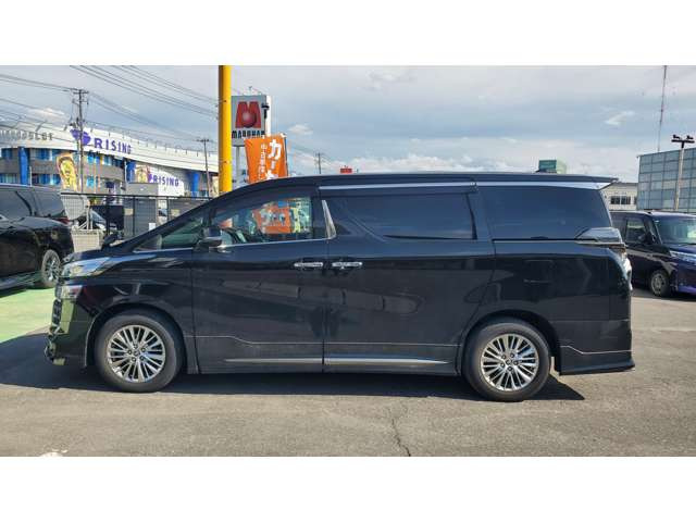 ヴェルファイアハイブリッド 2.5 Z ゴールデンアイズII E-Four 4WD