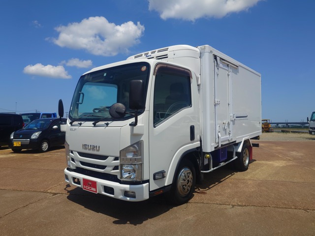 エルフ冷蔵冷凍車