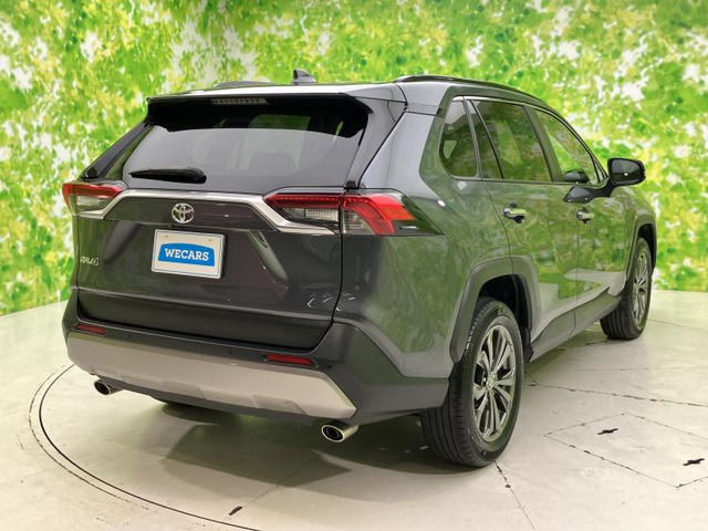 RAV42.0 G 4WD