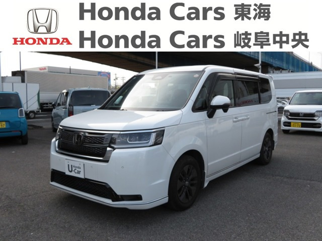 ステップワゴン1.5 スパーダ サイドリフトアップシート 4WD