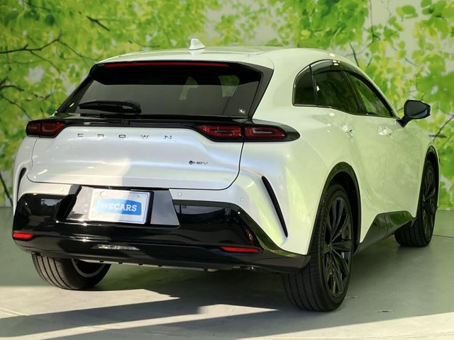 クラウンスポーツ2.5 Z E-Four 4WD