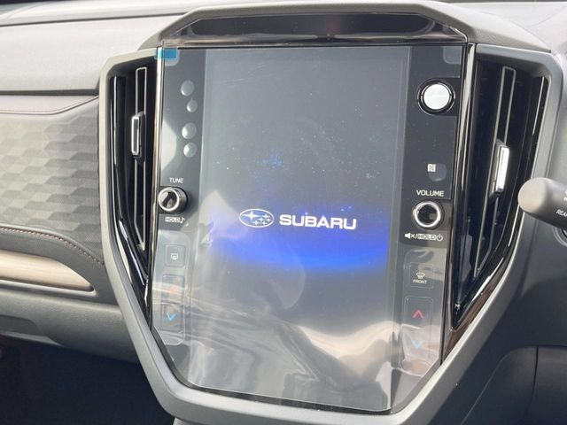 �y11.6�C���`�i�r�z�X�}�[�g�t�H�����o�Ŏg�p�ł���A�C���p�N�g�̂���11.6�C���`�i�r�𑕔�!�i�r��I�[�f�B�I����͂������A�e��ԗ��������̉�ʂ���m�F�E�ݒ�ł��܂���
