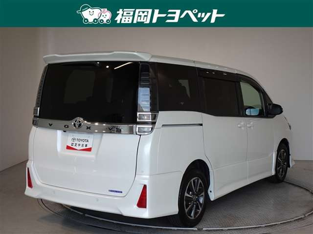 ヴォクシー2.0 ZS