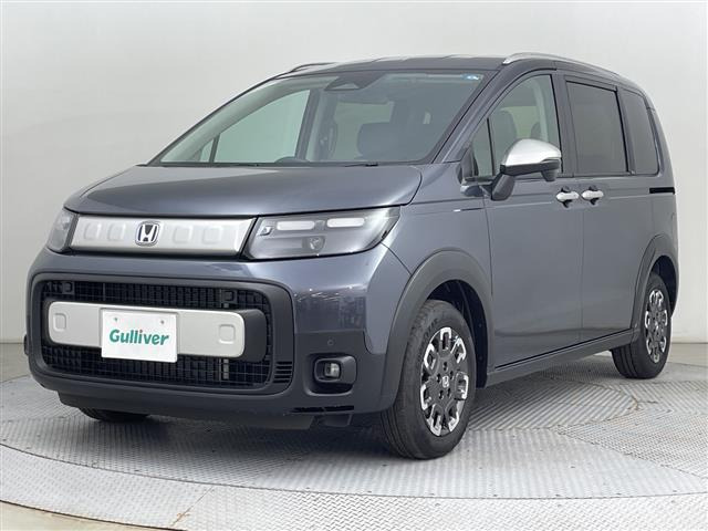 フリード1.5 e:HEV クロスター 4WD