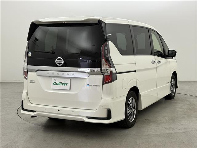 セレナ1.2 e-POWER ハイウェイスターV