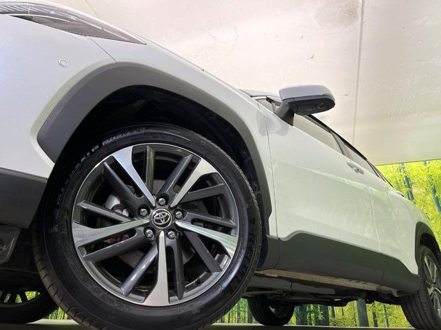 �y�����A���~�z�C�[���z�O�ςɃ}�b�`���������A���~�z�C�[���𑕒����Ă���܂��B�e��ЊO�A���~�z�C�[����A�X�^�b�h���X�^�C�����戵�����Ă���܂��B���񂲑��k����������