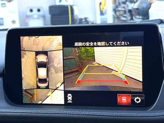 �y360&deg;�r���[���j�^�[�z��p�̃J�����ɂ��A�ォ�猩���낵���悤�Ȏ��_��360�x�N���}�̎��͂��m�F���邱�Ƃ��ł��܂������p�������m�F���₷���A�����ꏊ�ł̐؂�Ԃ��⒓�Ԃ��X���[�Y�ɍs���܂��B