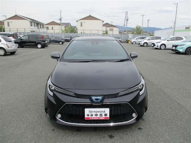 カローラツーリング1.8 ハイブリッド W×B E-Four 4WD