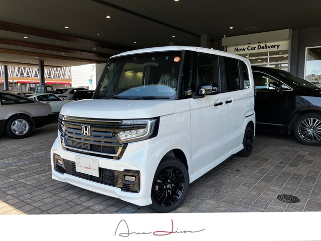 N-BOXカスタムL スタイルプラス ブラック 4WD