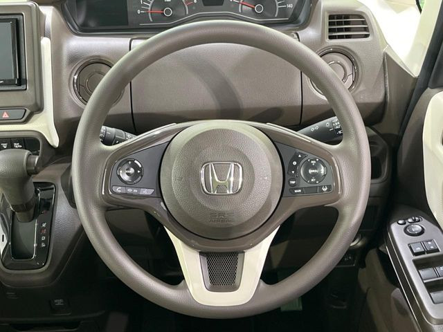 �y�X�e�A�����O�X�C�b�`�z�^�]���A�O������ڐ������炷���ƂȂ��A�I�[�f�B�I���̑��삪�\�ȕ֗��@�\!���S&���K�ȃh���C�u�����o���Ă���܂���