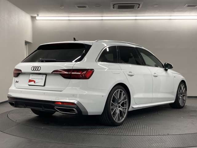 A4アバント35 TFSI Sライン