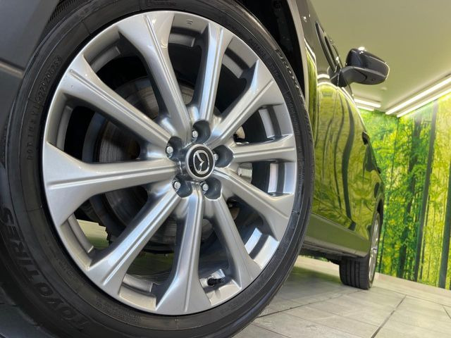 �y����200�C���`�A���~�z�C�[���z�O�ςɃ}�b�`���������A���~�z�C�[���𑕒����Ă���܂��B�e��ЊO�A���~�z�C�[����A�X�^�b�h���X�^�C�����戵�����Ă���܂��B���񂲑��k����������
