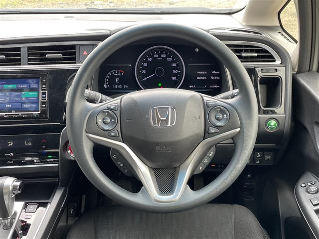 シャトル1.5 G ホンダセンシング 4WD