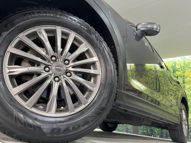 �y����17�C���`�A���~�z�C�[���z�O�ςɃ}�b�`���������A���~�z�C�[���𑕒����Ă���܂��B�e��ЊO�A���~�z�C�[����A�X�^�b�h���X�^�C�����戵�����Ă���܂��B���񂲑��k����������
