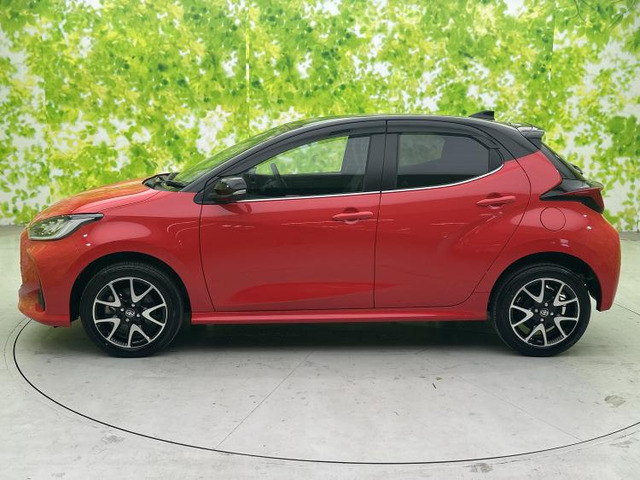 ヤリス1.5 ハイブリッド Z E-Four 4WD
