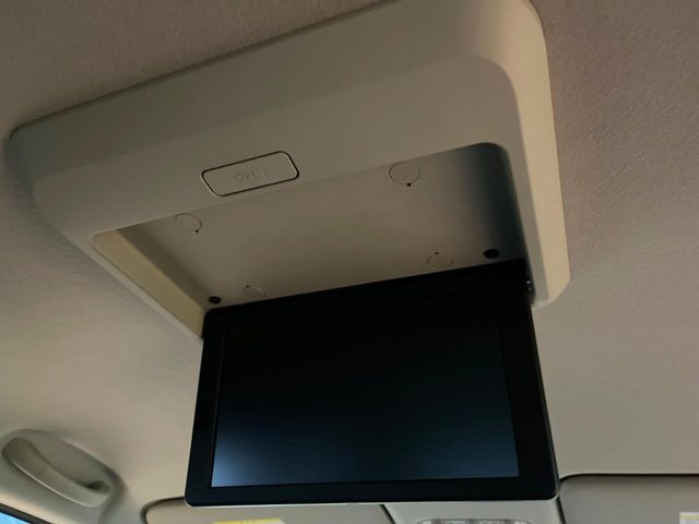 セレナ2.0 ハイウェイスター Vセレクション+Safety II S-HYBRID