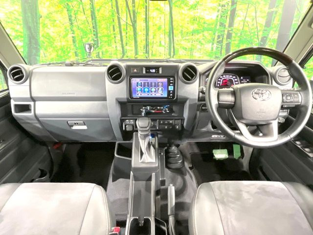 ランドクルーザー702.8 AX ディーゼル 4WD